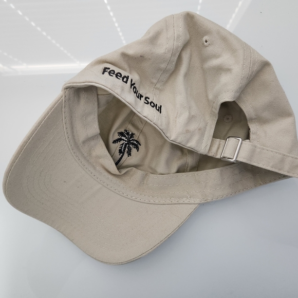 KK FIT - Beige Cap with Palm Tree Embroidery - Picture 1 of 2